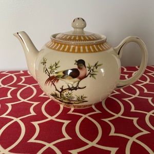 burton + BURTON Birds of Beauty Teapot